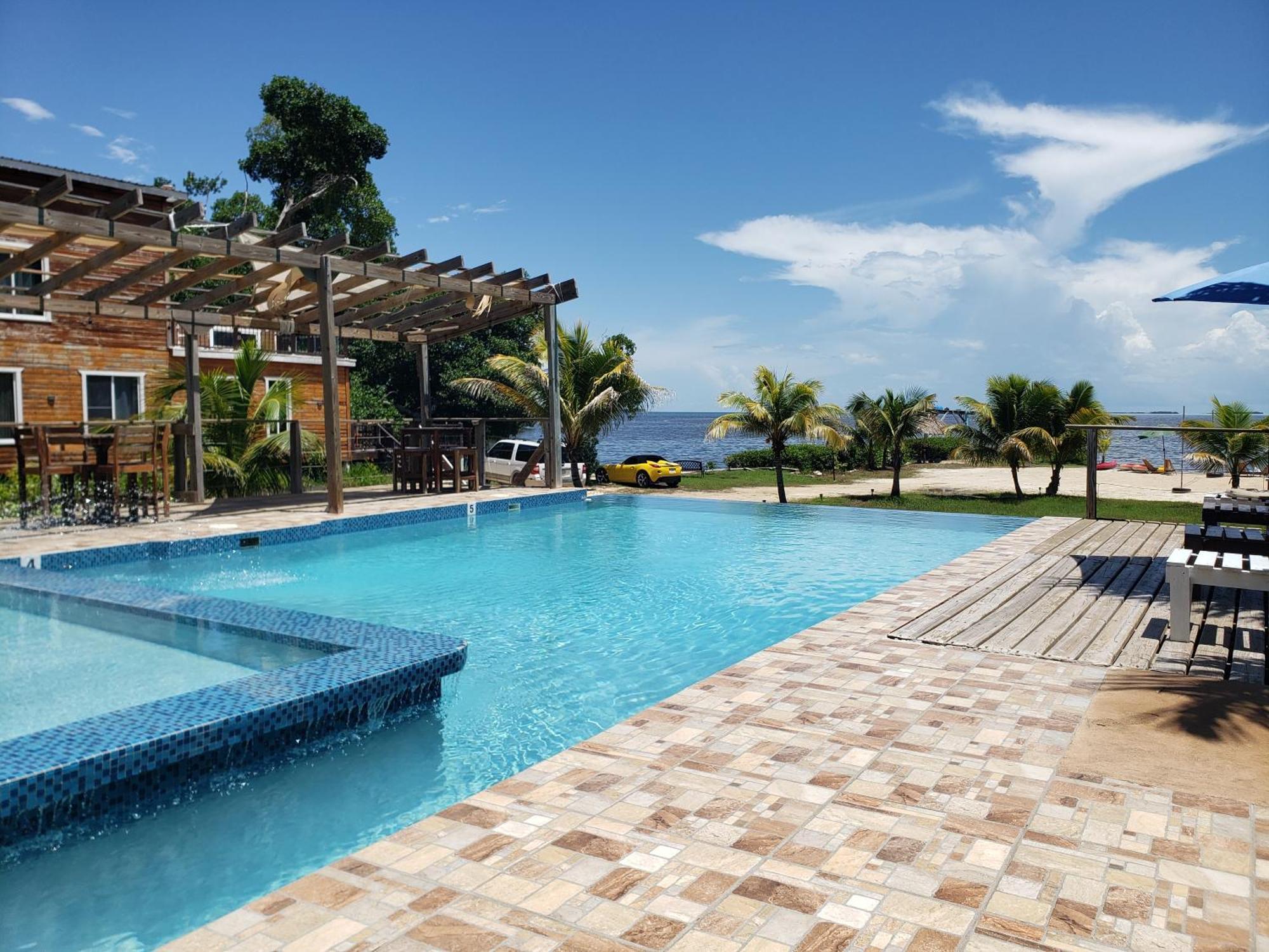 Seaside Chateau Resort Belize City Exterior photo