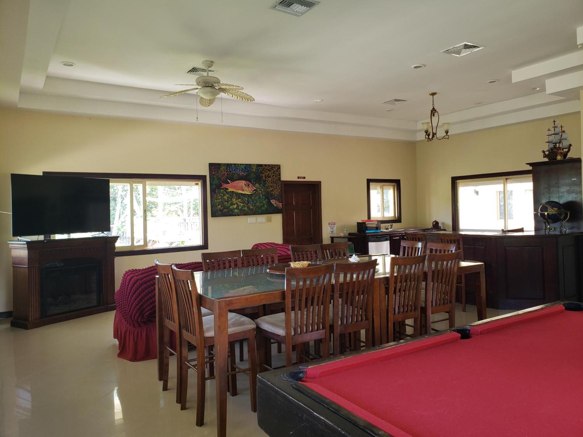 Seaside Chateau Resort Belize City Exterior photo
